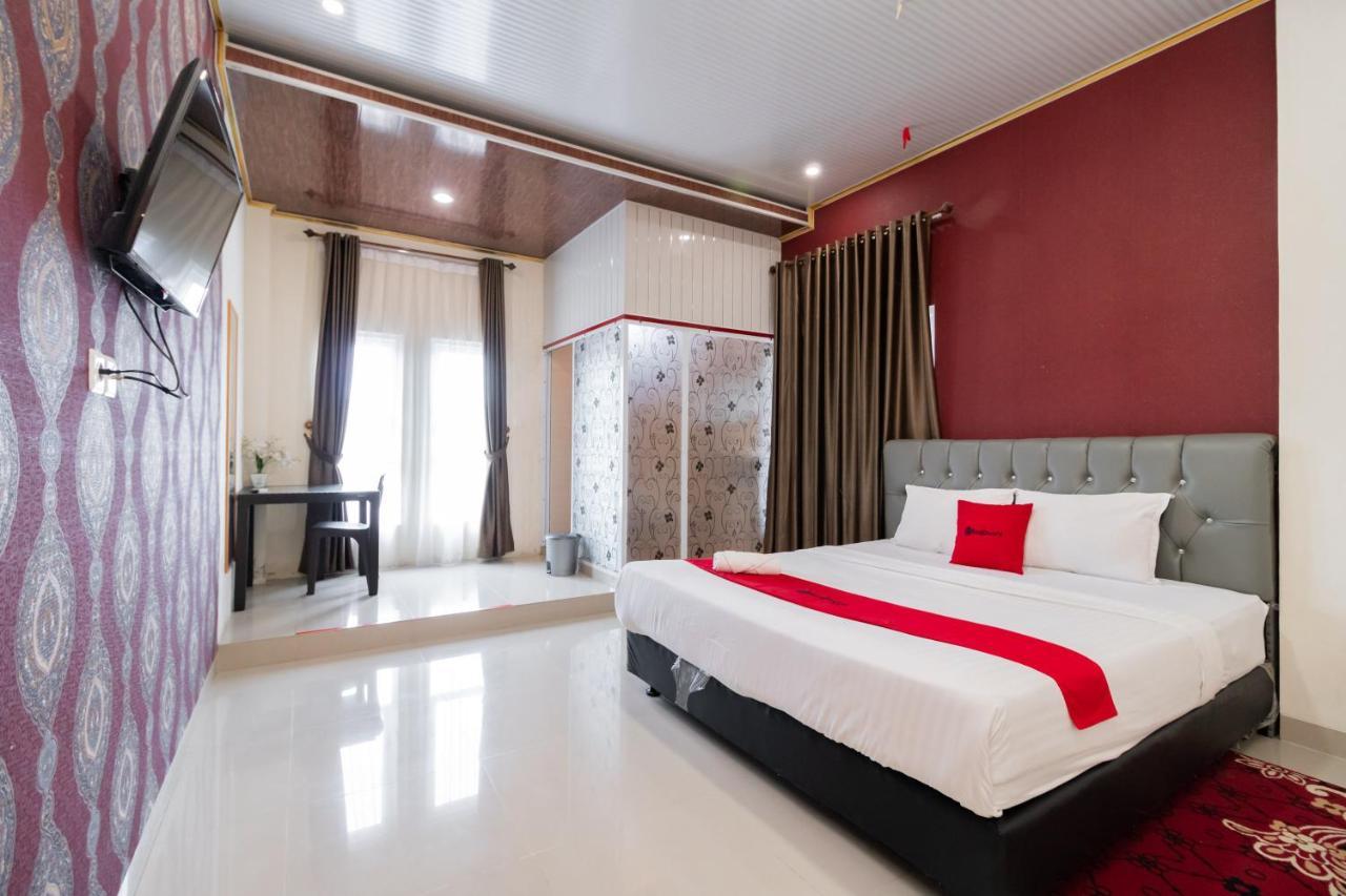 Готель Reddoorz Syariah Near Minangkabau International Aiport Паданг Екстер'єр фото