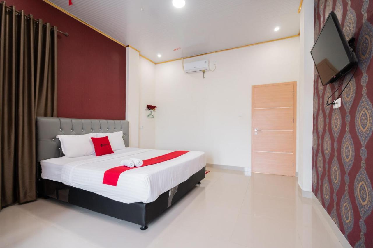 Готель Reddoorz Syariah Near Minangkabau International Aiport Паданг Екстер'єр фото