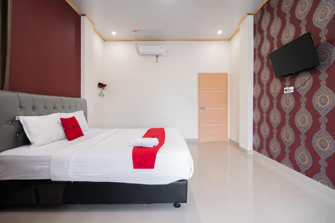 Готель Reddoorz Syariah Near Minangkabau International Aiport Паданг Екстер'єр фото